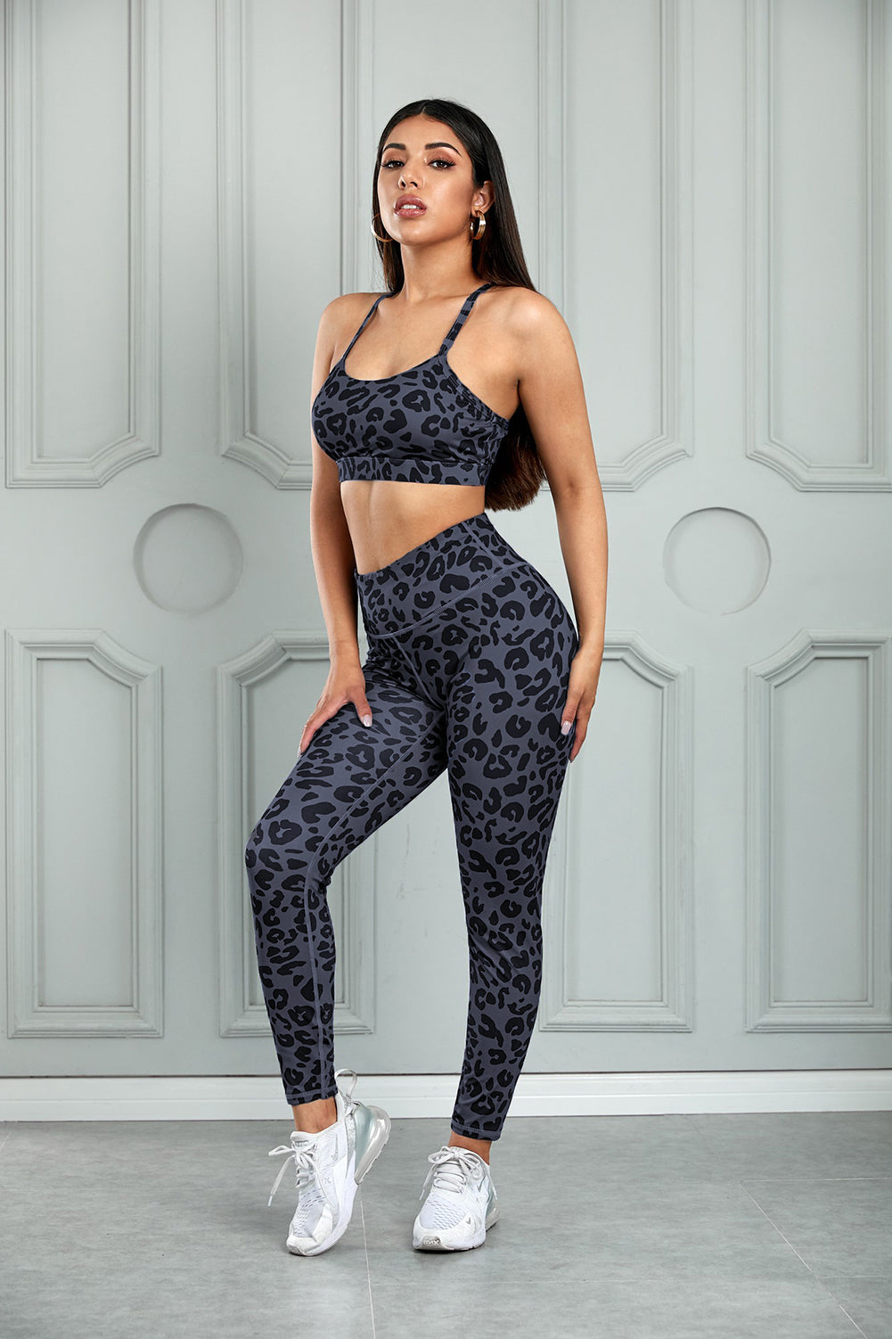 HIGH WAISTED SEAMLESS ACTIVEWEAR POCKET LEGGINGS AND SPORTS BRA SET - –  ENNA MODA